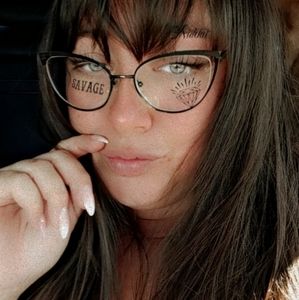 Meet your Posher, Ché